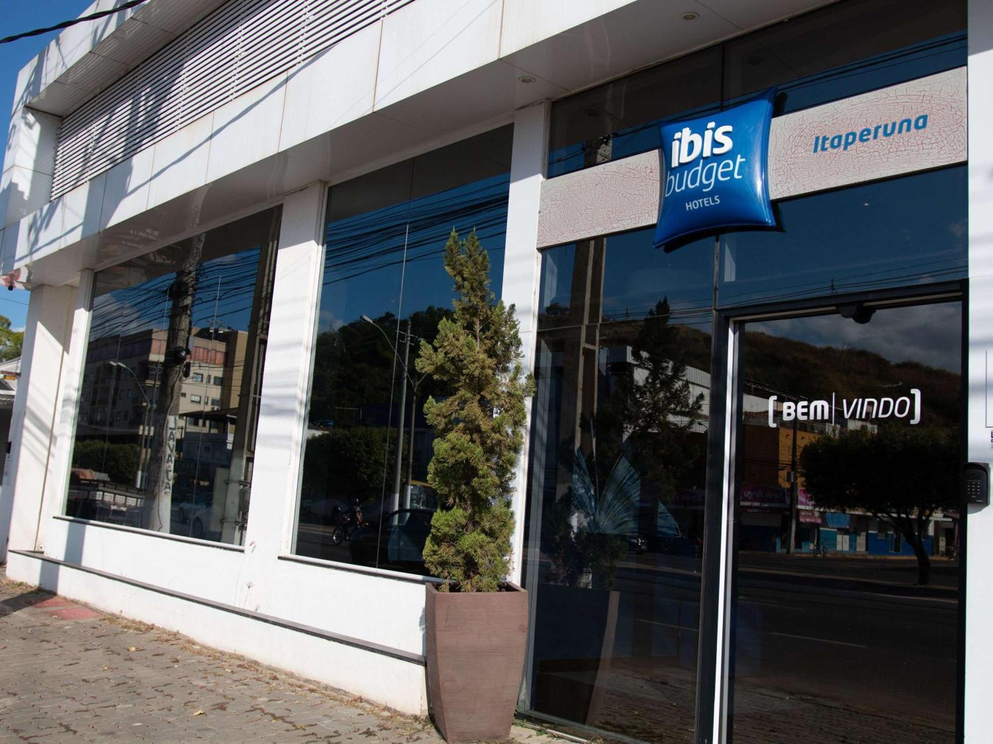 ibis budget Itaperuna Hotel Bagian luar foto